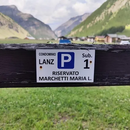 White Edelweiss Apartment Livigno